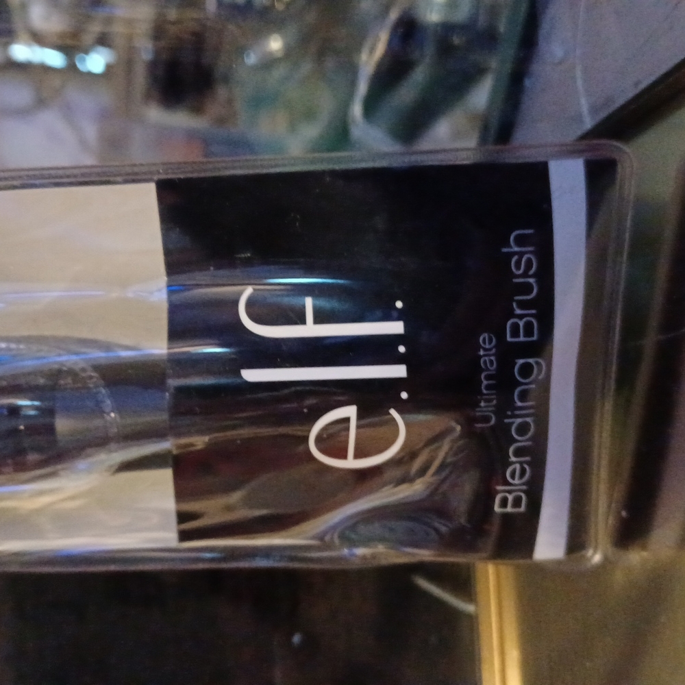 N.I.B Elf makeup bundle - Picture 6 of 8